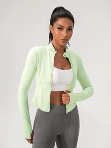 Eng anliegende Damen-Yoga-Langarmjacke mit Reißverschluss und Stehkragen in Mintgrün