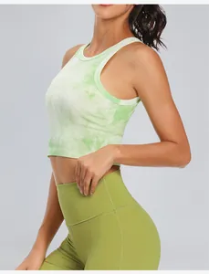 Ärmelloses grünes Tie-Dye Sport-Top und passendes Yoga Crop-Top für Damen Fitness