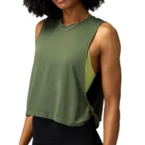 Loose olive green sleeveless sports tank top for women's yoga and fitness training