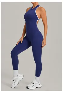 Detailansicht eines marineblauen rückenfreien Yoga-Jumpsuits mit weißem Kontrastrand