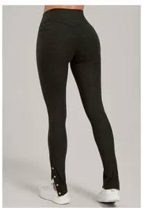 Rückansicht von High-Waist Yoga-Leggings mit gebürstetem Stoff und Knopf-Details