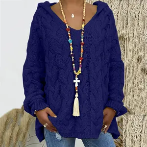 Pull à capuche bleu pour femme avec maille torsadée et col en V à coupe décontractée