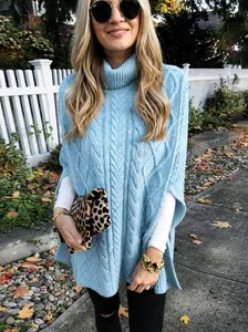 Elegante dames oversized kabelgebreide poncho trui met hoge col in lichtblauwe kleur