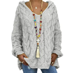Pull à capuche en maille torsadée gris clair ample pour femmes à manches longues