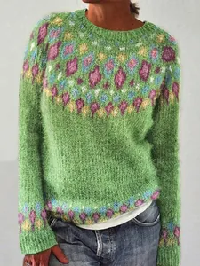 Cozy green round neck pullover sweater with colorful geometric knit pattern for women