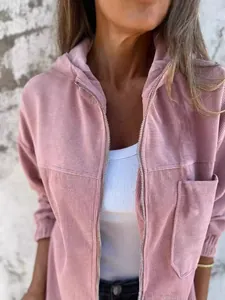 Chaqueta de pana rosa vintage con capucha y cremallera plateada elegante para mujer