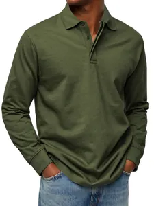 Vista frontal de polo de manga larga verde oliva para hombre con cuello abotonado