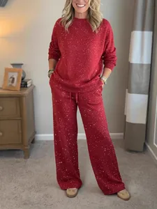 Conjunto de ropa de estar roja brillante para mujer con top de cuello redondo