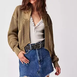 Damen Grobstrick-Patchwork-Cardigan-Jacke in Olivbraun mit verschiedenen Texturen
