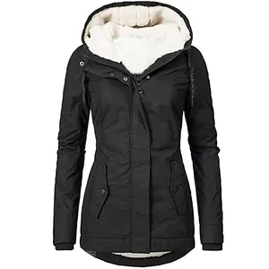 Parka invernale nero da donna con calda fodera in pile bianco, cappuccio e zip