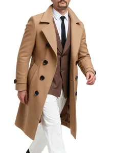 Vista dettagliata di un elegante cappotto lungo doppiopetto da uomo in lana color cammello
