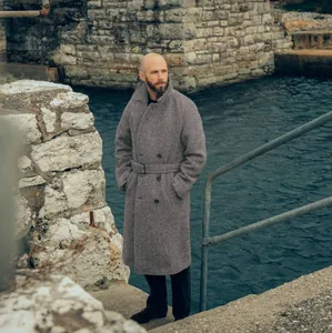 Manteau en laine à chevrons pour hommes avec design croisé et ceinture pour l'hiver