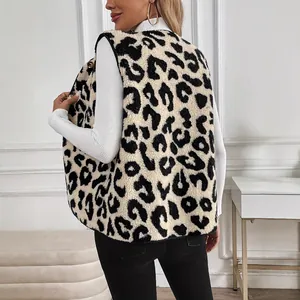 Stylish women's leopard print faux fur vest with buttons for autumn and winter fashion