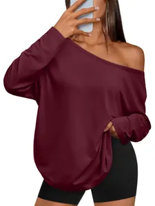 T-shirt femme bordeaux à épaule dénudée et manches longues, coupe ample décontractée