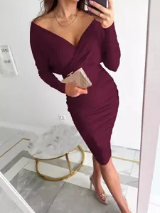 Elegant wine red long-sleeve V-neck bodycon dress with ruched waist and sexy slim fit