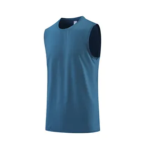 Side detail of a breathable men's sports tank top made of quick-dry blue mesh fabric