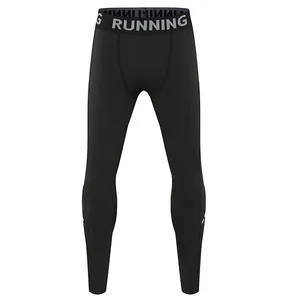 Dettaglio di leggings a compressione rapida con fascia elastica scritta RUNNING