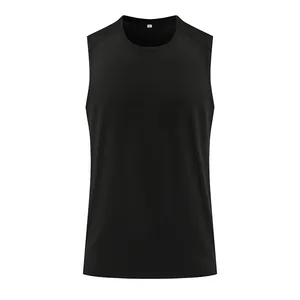 Front view detail of a black quick-dry sleeveless sports tank top for men's gym training.