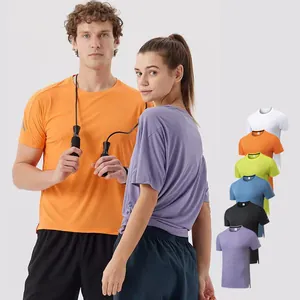 Camiseta deportiva de manga corta y secado rápido para hombre y mujer, ideal para fitness.