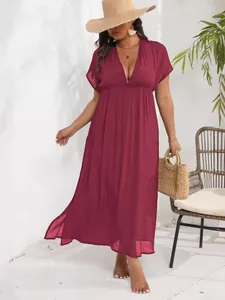 Übergrößen Weinrot Strandkleid Maxikleid mit tiefem V-Ausschnitt und Seitenschlitz