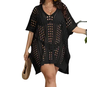 Vestido playero negro de talla grande con escote en V profundo y ganchillo sexy