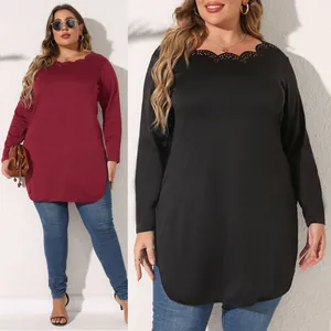 Tunique grande taille pour femme à manches longues avec col festonné découpé au laser.