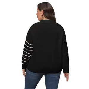 Maglione in maglia taglie forti da donna nero con maniche a righe e colletto polo retro