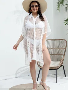 Vestido playero de malla blanca de talla grande con cuello de camisa y dobladillo irregular