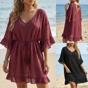 Vestido playero de mujer con escote en V profundo, dobladillo con volantes y espalda al aire