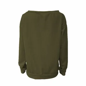 Rückansicht von olivgrünem Langarm-Sweatshirt mit geripptem Saum und Bündchen
