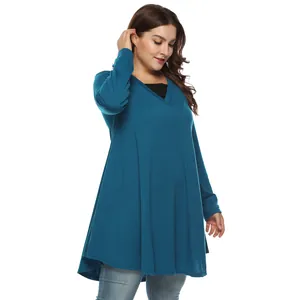 Plus Size Langarm-Tunika mit V-Ausschnitt, unregelmäßigem Saum und Lagen-Look in Petrolblau