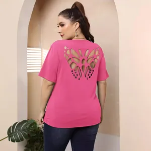 Γυναικείο t-shirt σε μεγάλο μέγεθος με εντυπωσιακό σχέδιο πεταλούδας στην πλάτη