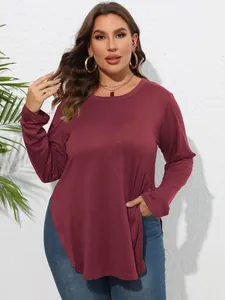 T-shirt élégant grande taille bordeaux à manches longues avec ourlet asymétrique femme