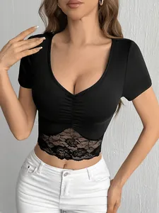 Elegant V-neck lace patchwork crop top with slim fit short sleeves for women in black