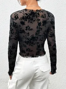 Haut sexy en mesh noir transparent à manches longues et motif floral, vue de dos