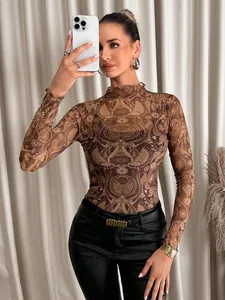 Body sexy de malla con estampado de cachemira marrón y cuello alto con volantes chic