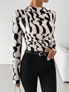 Women Mock Neck Ruched Printed T-Shirt Geometric Wave Pattern Slim Fit Long Sleeve Pullover Top