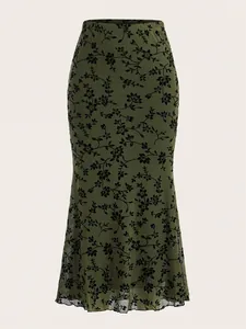 Women Elegant Dark Green Floral Mermaid Skirt High Waist Slim Fit Mid Length Bodycon Bottom For Casual Daily Wear Fashion Skirt