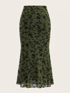 Dark green floral midi fishtail skirt with elegant black flower pattern