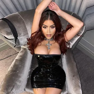 Sexy schwarzes glänzendes Latex-Schlauchkleid mit figurbetonter Passform für Damen