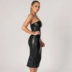 Elegantes schwarzes PU-Leder-Schlauchkleid in Midi-Länge mit figurbetonter Silhouette