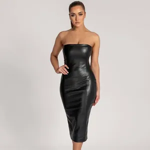 Eleganter trägerloser Bodycon-Midikleid aus schwarzem PU-Leder mit schlichter Passform
