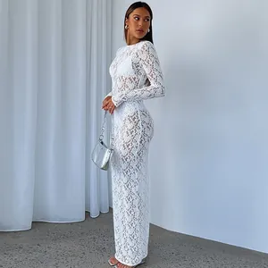 Abito lungo elegante in pizzo bianco trasparente a maniche lunghe per vacanze chic