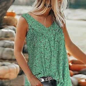 Casual mouwloze damestop met groene bloemenprint en V-hals voor de zomer buiten