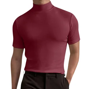 T-shirt da uomo bordeaux a lupetto slim fit con maniche corte in morbido tessuto