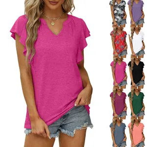 Variedad de camisetas con cuello en V y mangas de volantes en colores lisos y flores