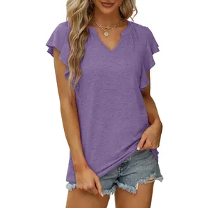 Camiseta morada de cuello en V para mujer con mangas de volante y tejido jaspeado suave.