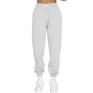 Hellgraue Fleece-Jogginghose mit Kordelzug und elastischen Bündchen für den Winter
