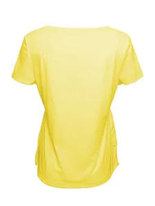 Vista posterior detallada de un top casual de manga corta amarillo vibrante para mujer