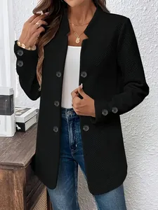 Elegante blazer nero testurizzato con bottoni da donna per la moda autunno inverno